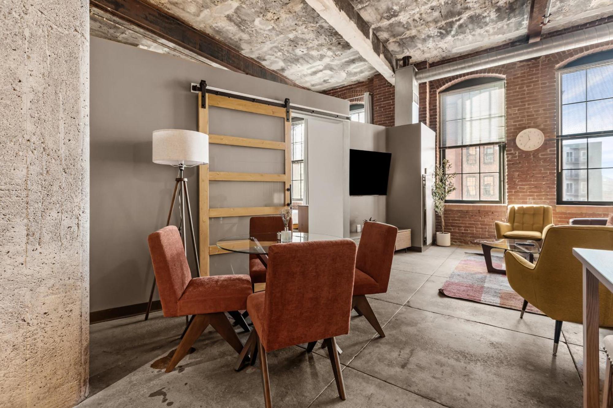 Luxury Industrial 2 Bedroom 2 Full Bath Strip District & Riverwalk Apartamento Pittsburgh
