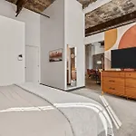 Luxury Industrial 2 Bedroom 2 Full Bath Strip District & Riverwalk